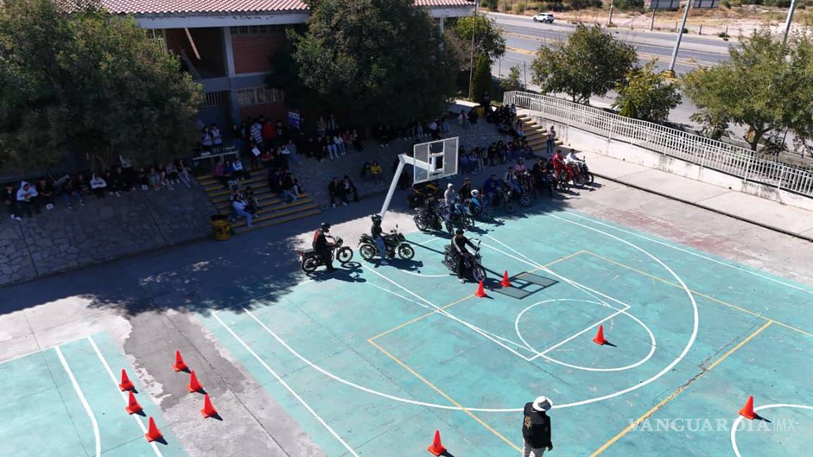 Capacita Coahuila a 400 estudiantes motociclistas en Saltillo, Monclova y Múzquiz