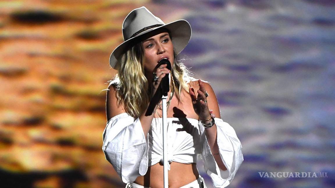 'Estoy rompiendo el pasado': Miley Cyrus