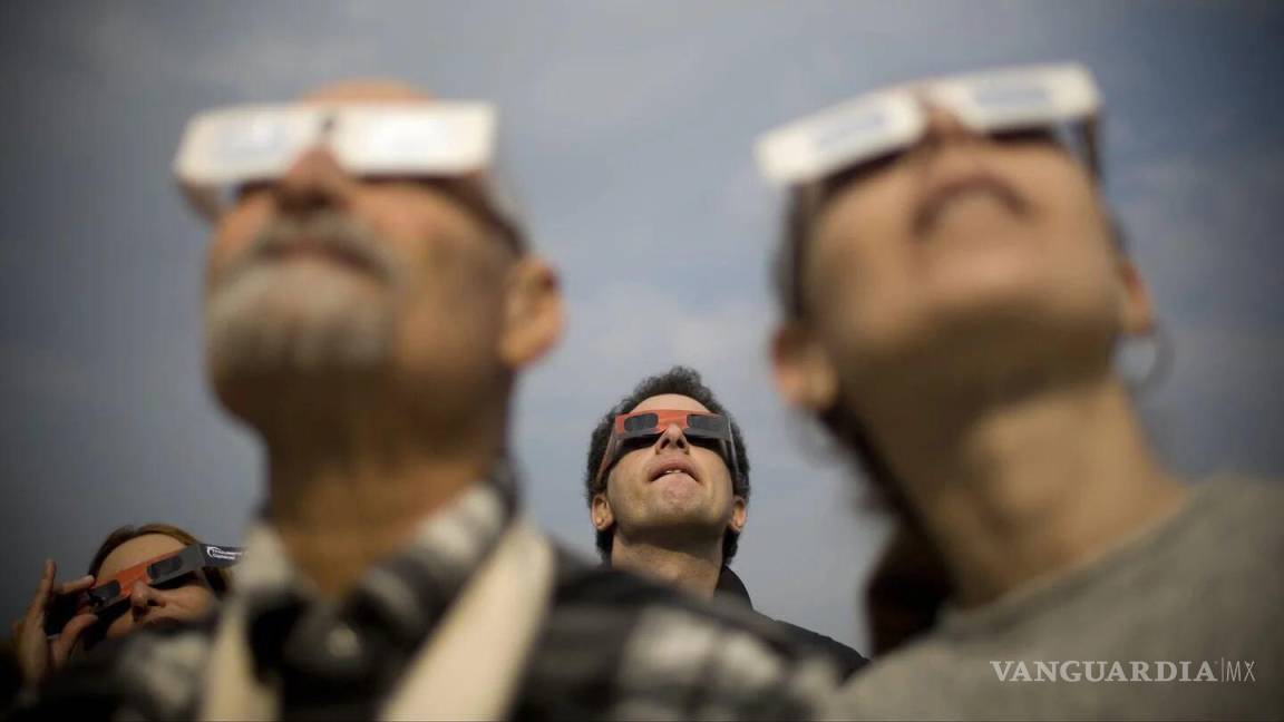 Cuida tu salud visual: alertan sobre venta de anteojos ‘especiales’ para eclipse en Monclova