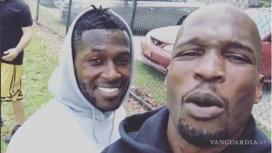 Chad Ochocinco 'dio de alta' a Antonio Brown