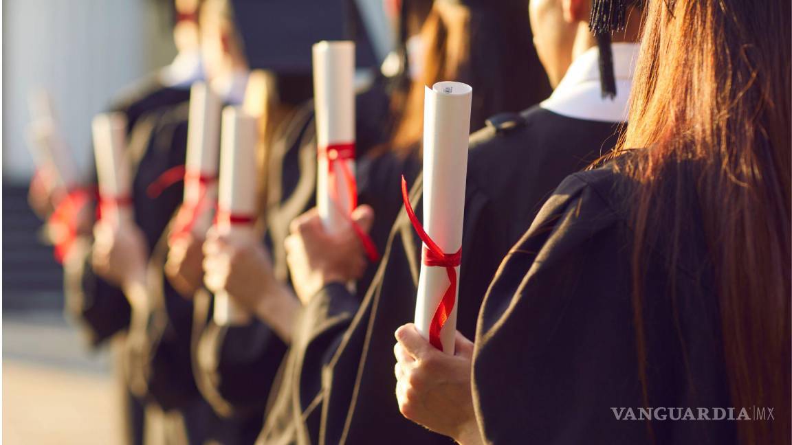 Coahuila: papás tardan hasta tres meses para que les otorguen permisos para ir a graduaciones