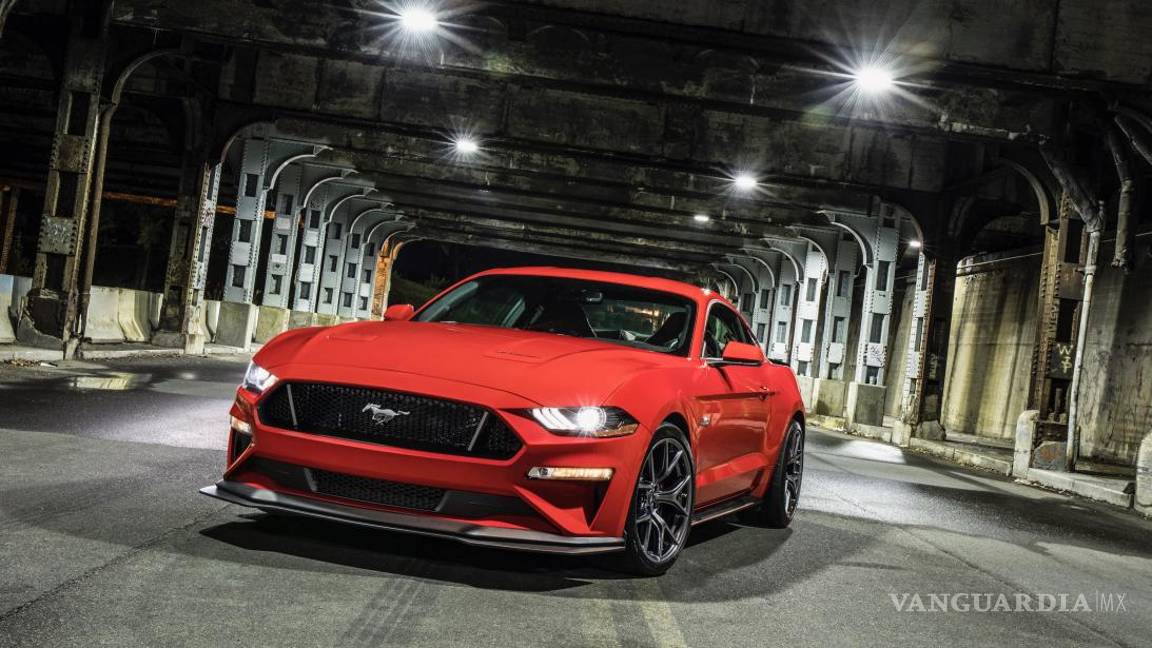 $!Nuevos Ford Mustang y Chevrolet Camaro, una eterna batalla, ¿cuál es mejor?