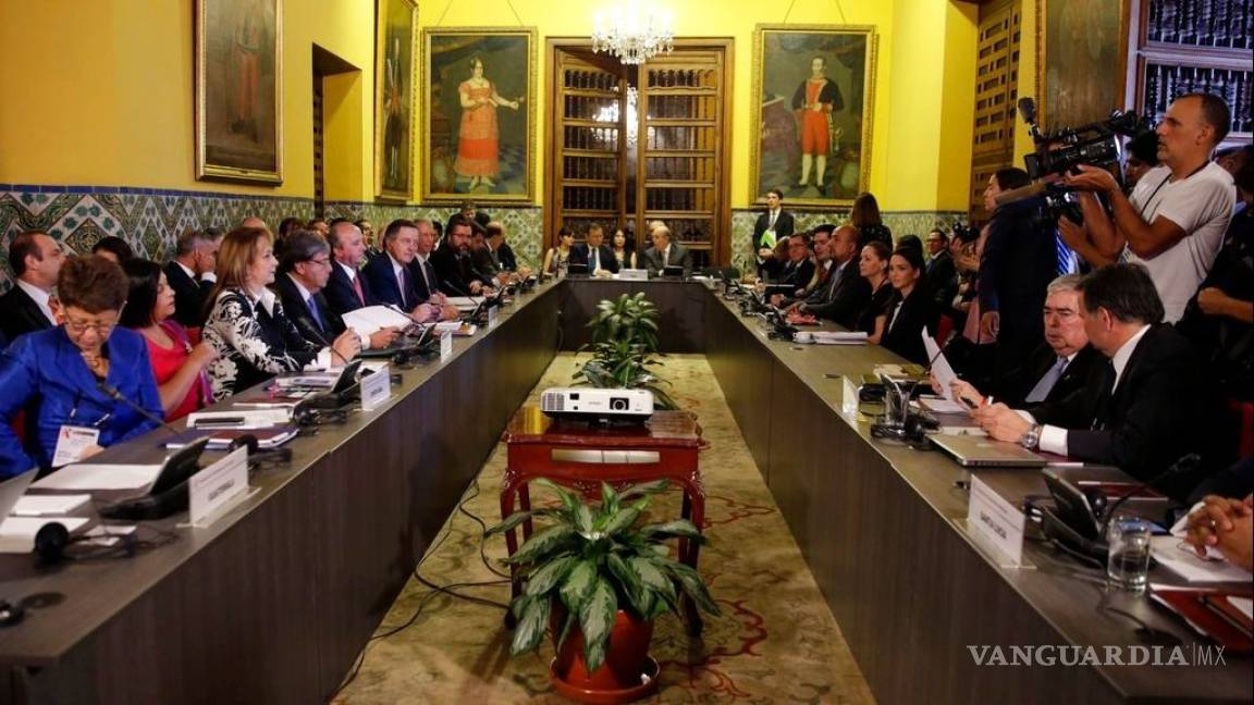 México no firmó declaratoria que insta a Maduro a entregar el poder en Venezuela