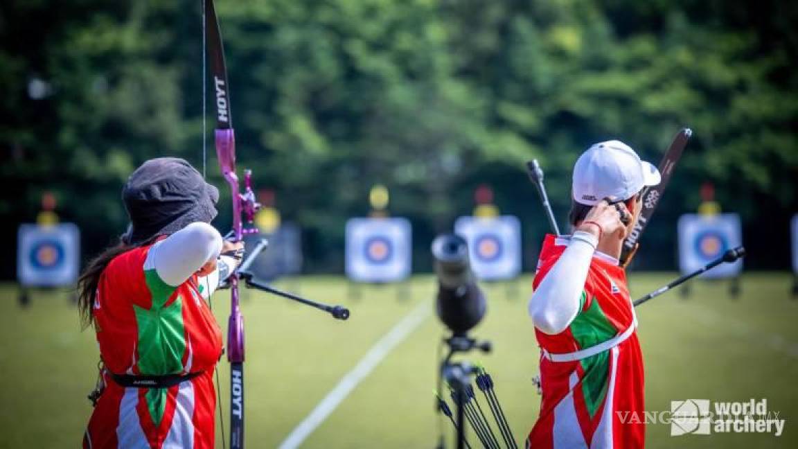 Con un coahuilense en el equipo, México conquista el oro y bronce en el Mundial de Tiro con Arco