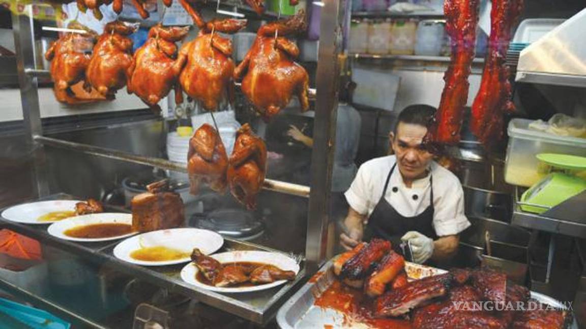 $!Restaurante callejero de Singapur recibe la Estrella Michelín
