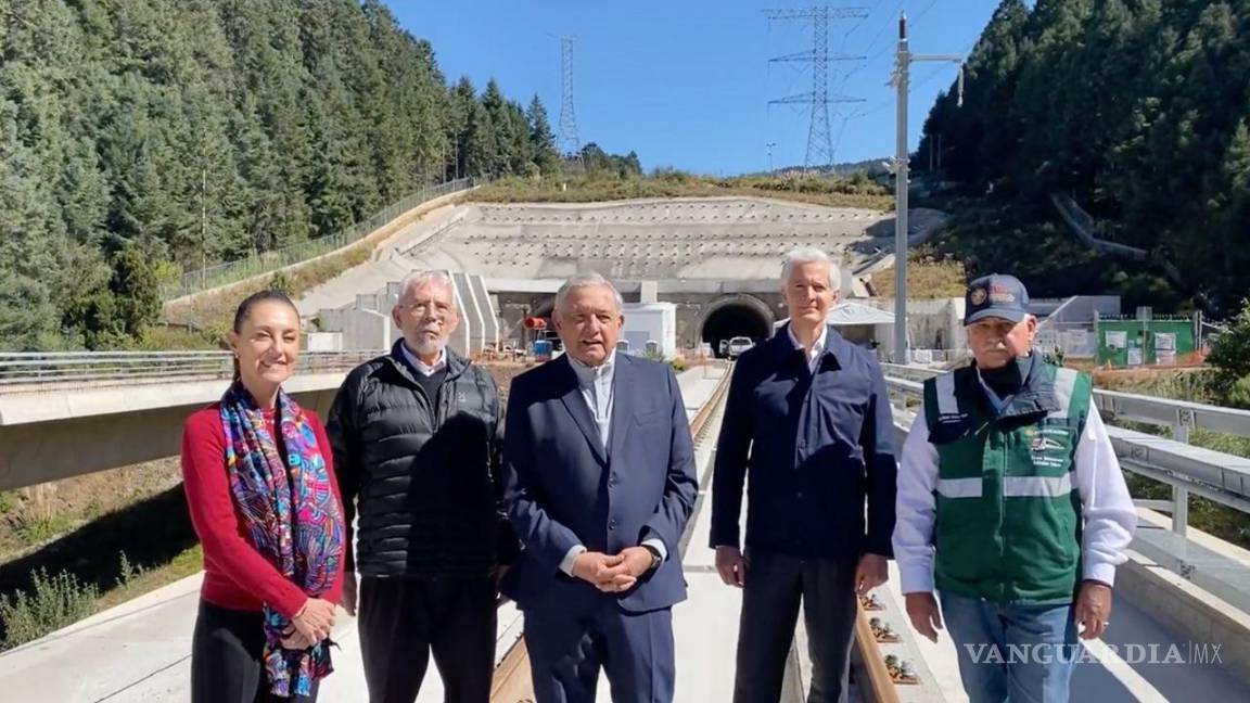 Se compromete AMLO a inaugurar Tren Interurbano en 2023