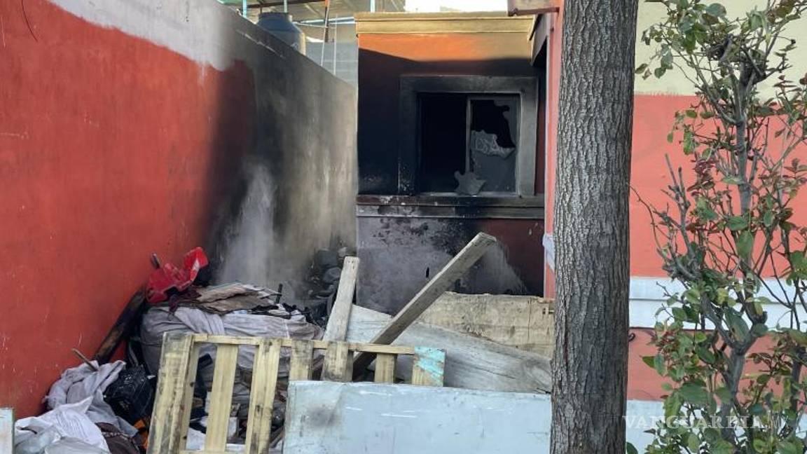 $!La vivienda sin habitantes fijos era frecuentada por personas sin hogar y presuntos pandilleros, según los vecinos.