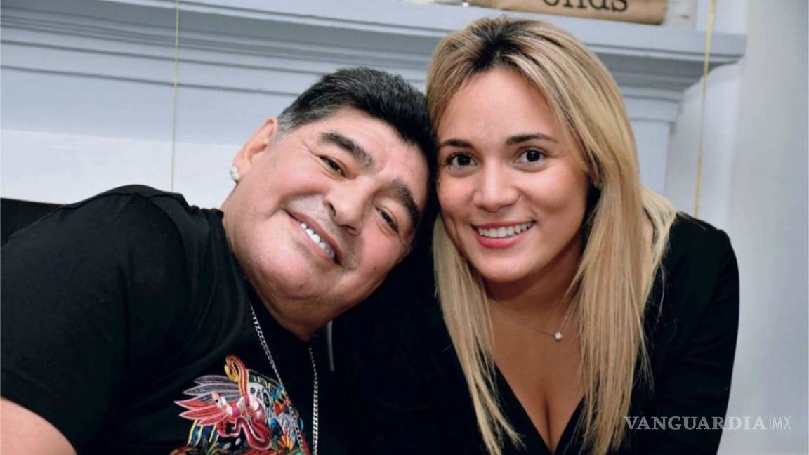 Novia de Maradona jugará con los Dorados femenil