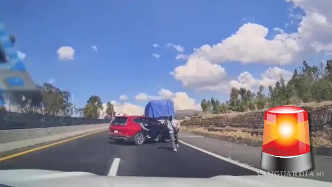 Familia se libra de asalto en carretera México-Texcoco | VIDEO