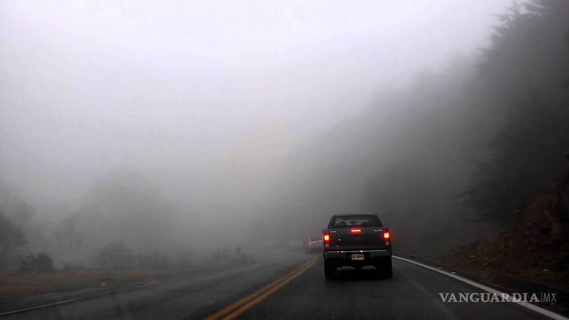 Alerta Protección Civil de Santa Catarina por lluvia y neblina en carretera Monterrey-Saltillo