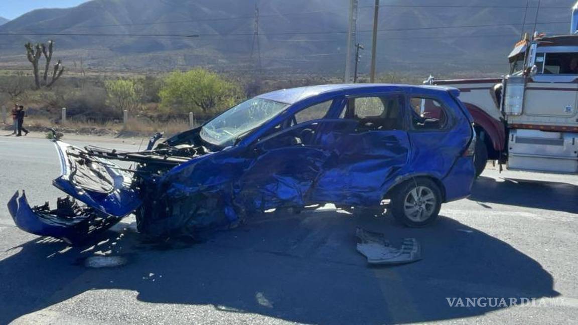 Un muerto y cinco lesionados tras aparatoso choque en la carretera a Zacatecas-Saltillo