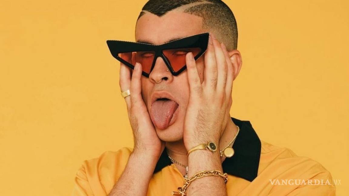 Bad Bunny baila en calzones y sube la temperatura en redes sociales