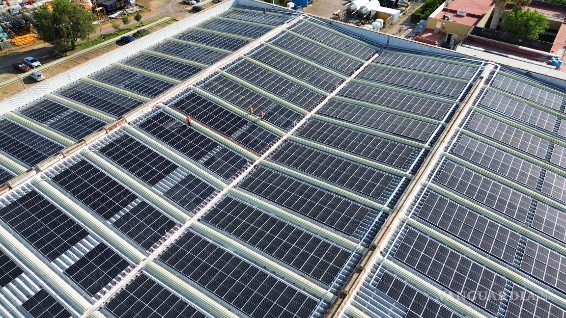 $!La empresa logró, en 2024, una reducción de hasta 425 toneladas anuales de CO2, con la instalación de más de mil 120 módulos solares en su Planta de Aguascalientes. FOTO: CORTESÍA