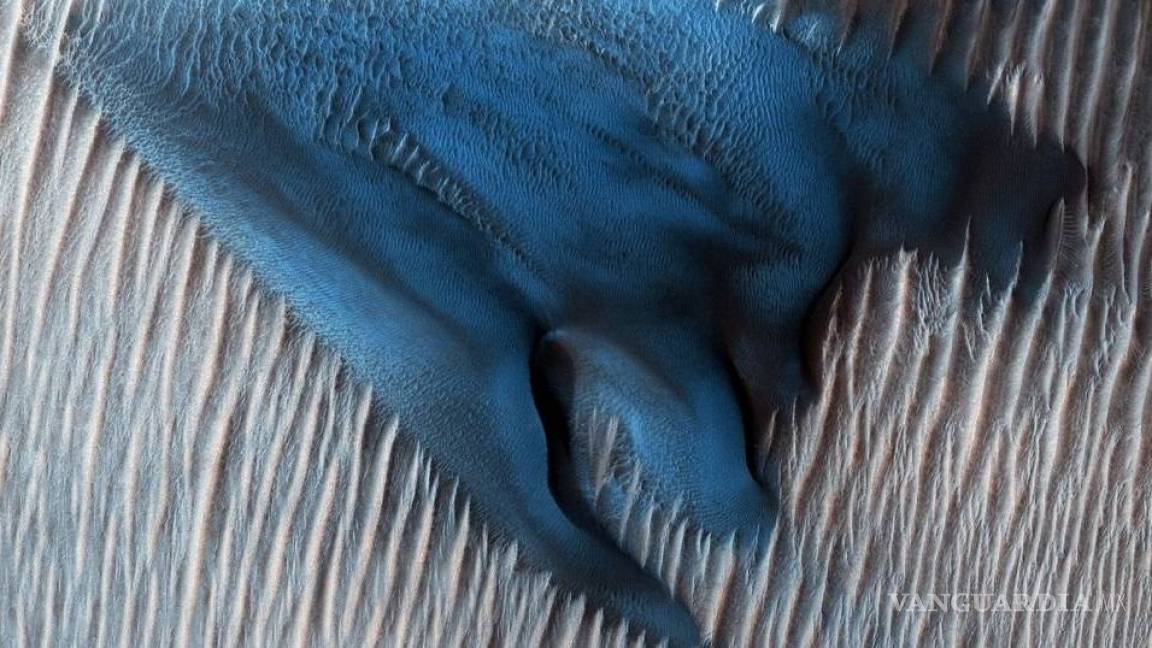 Así son las dunas azules que la NASA encontró en Marte