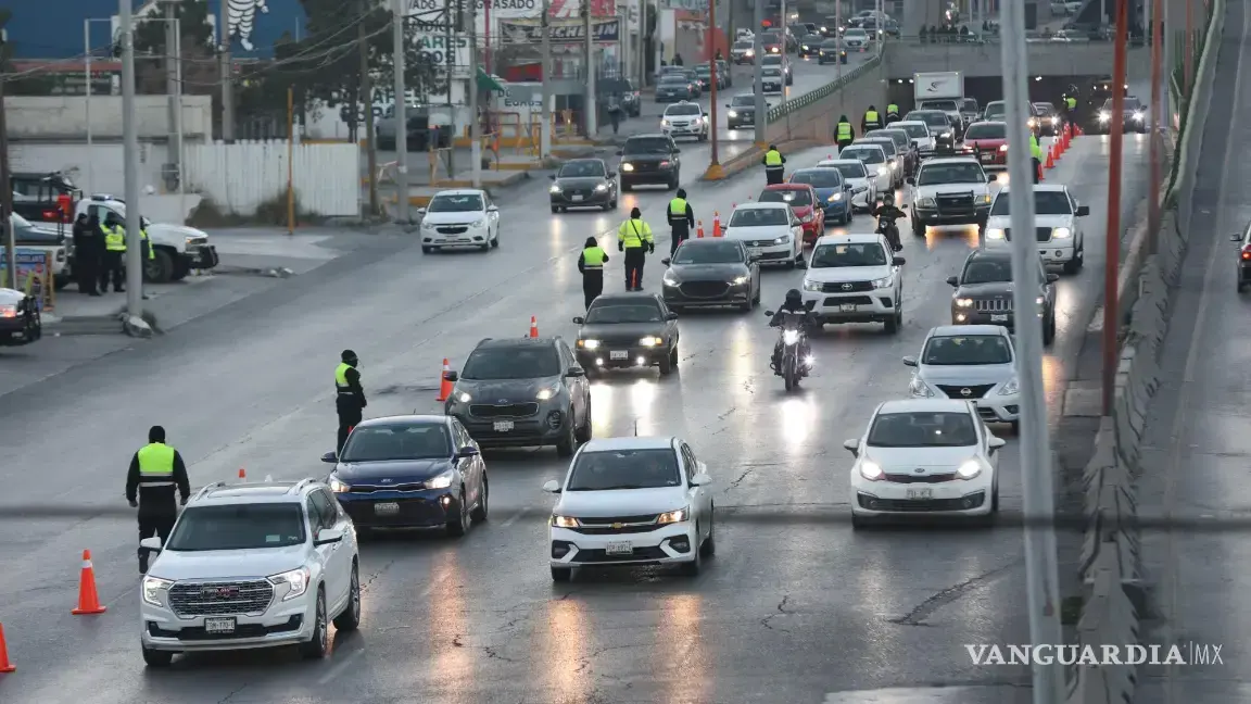 $!Durante el operativo piloto, se observó un aforo de hasta 5800 vehículos en el distribuidor vial ¨El Sarape¨, lo que superó las estimaciones iniciales.