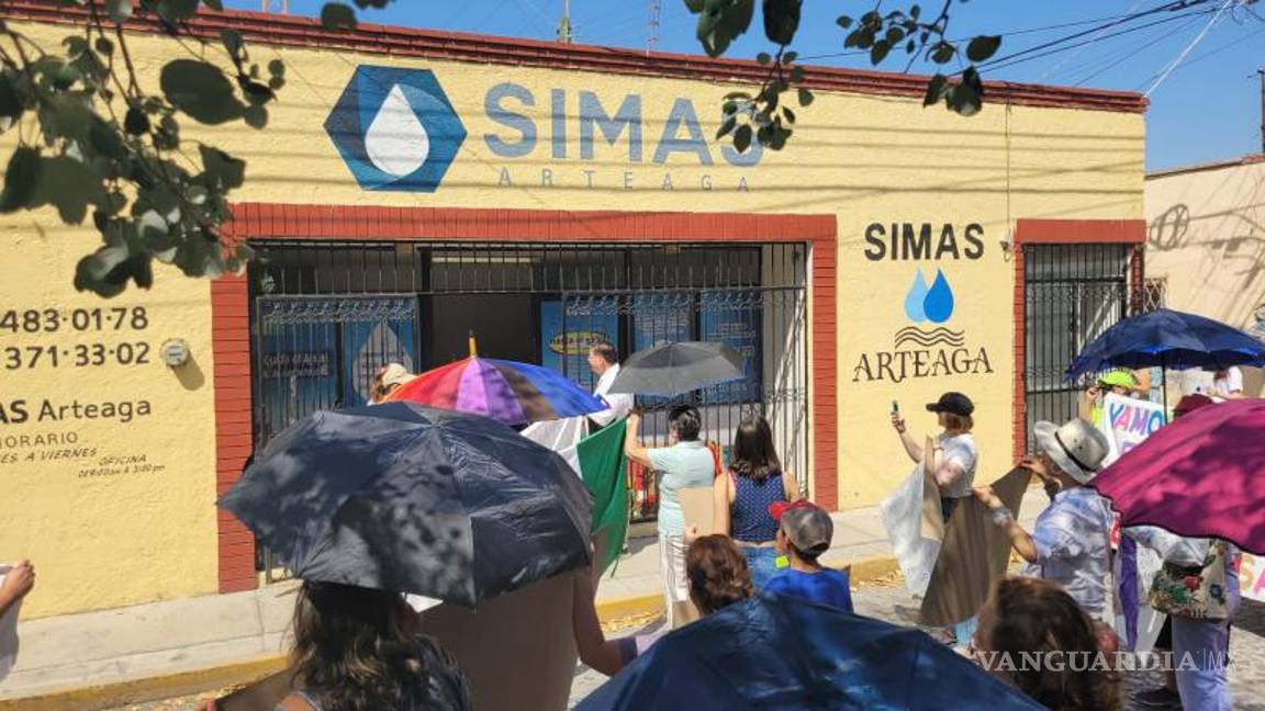 $!Los quejosos declararon que el agua no llega con la misma regularidad a la cabecera municipal.