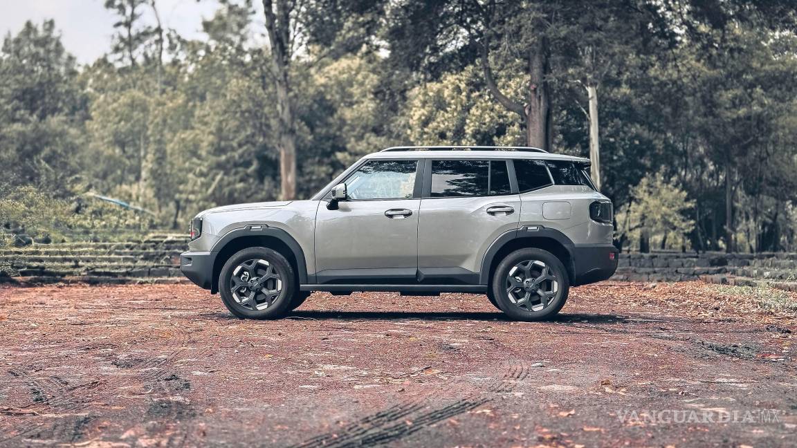 $!Su interior sorprende por la calidad percibida y la tecnología a bordo.