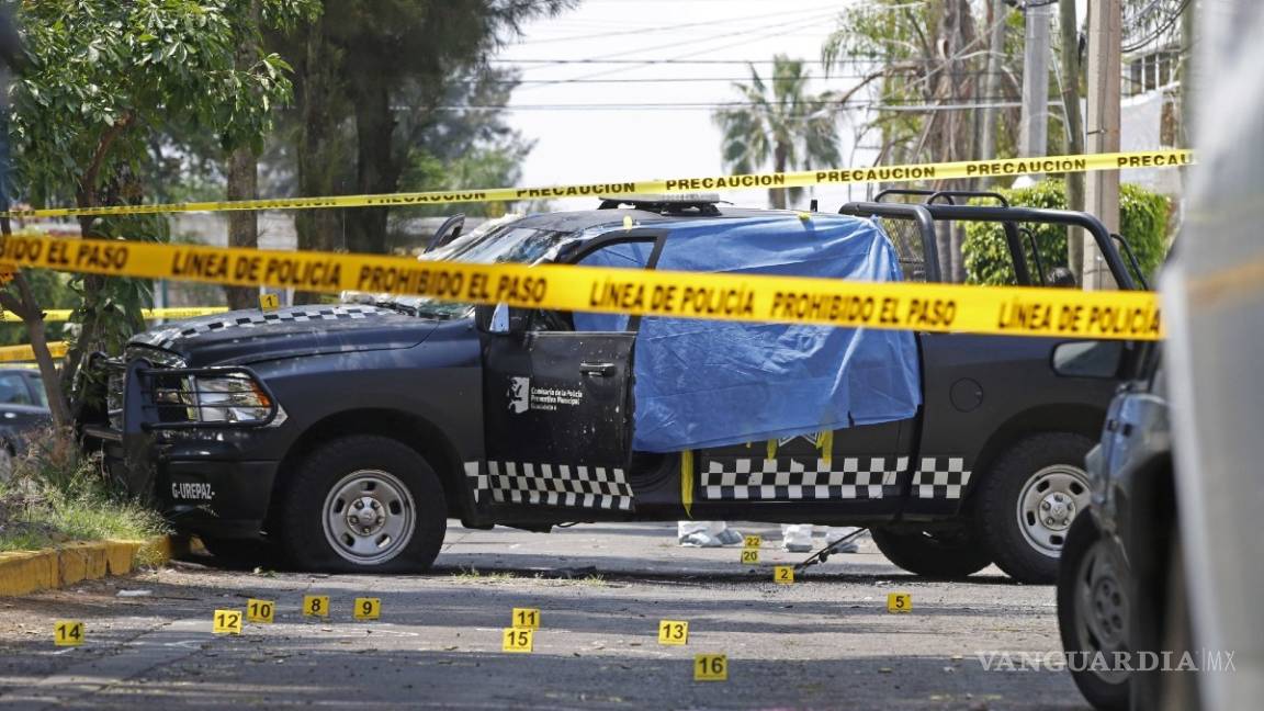 Ataque a policías deja un muerto y dos lesionados en Guadalajara