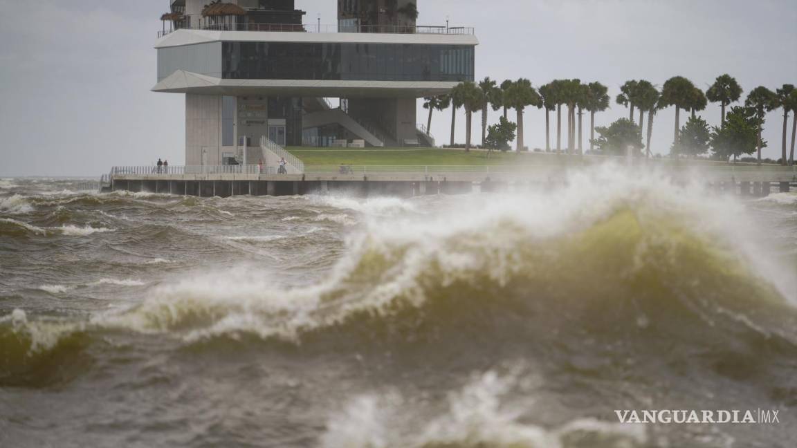 Suman más de 50 muertos por huracán ‘Helene’ en Estados Unidos; fenómeno sigue su paso al norte