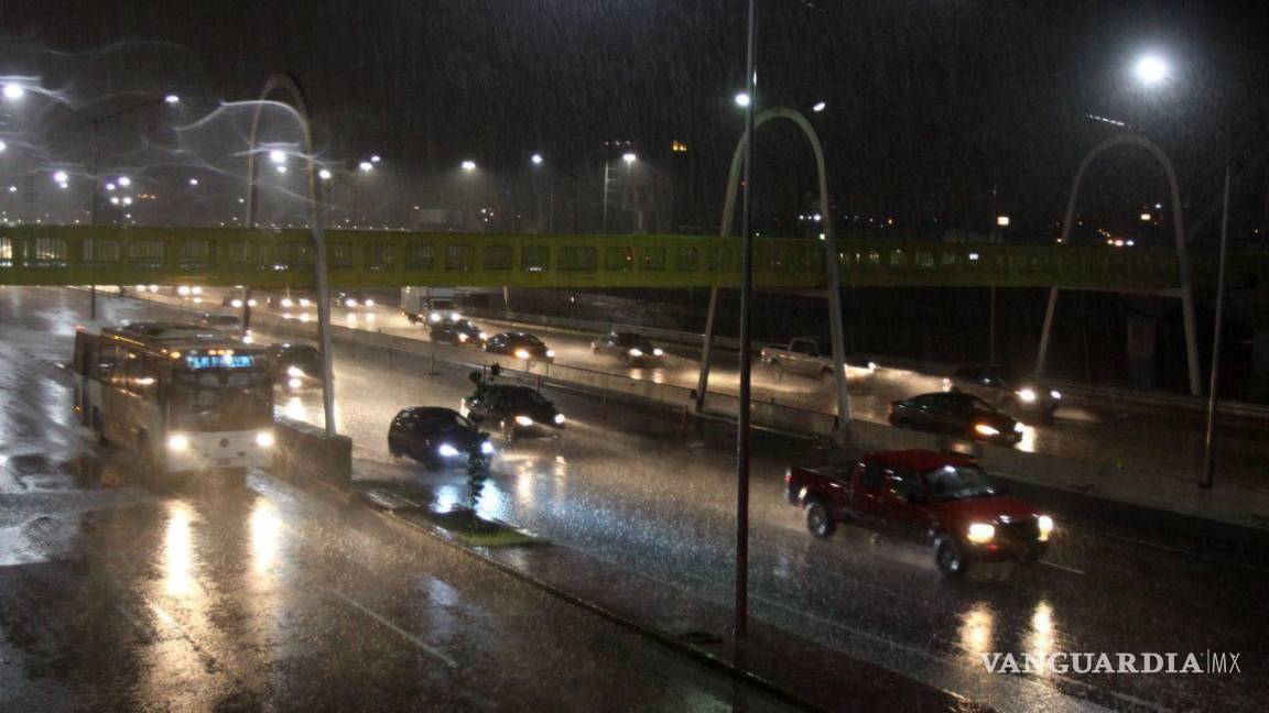 Se registran en Nuevo León lluvias y tormentas eléctricas