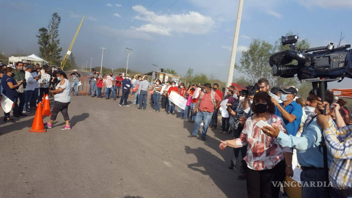 No dejan entrar a familiares de Pasta de Conchos a evento de AMLO en Coahuila