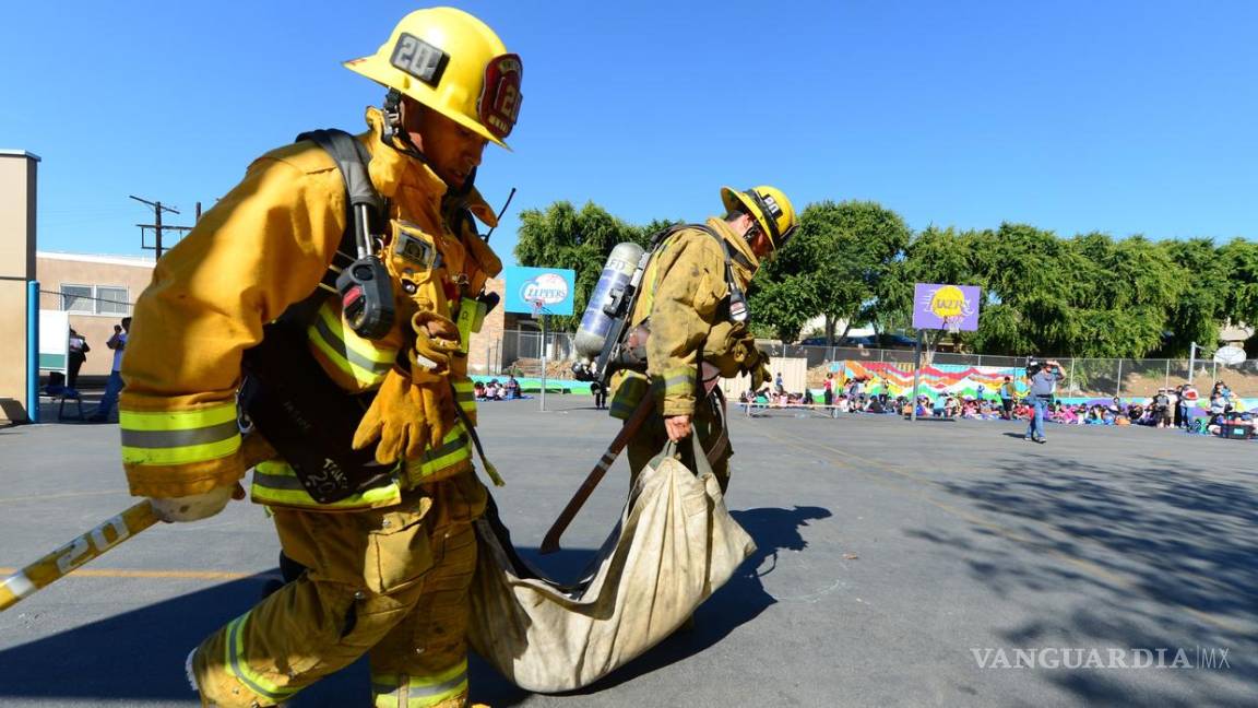 Despiden a 6 bomberos de Miami por conducta racista a compañero