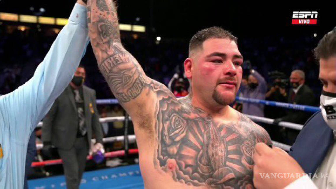 Andy Ruiz ganó unánime una guerra de 12 rounds a Chris Arreola