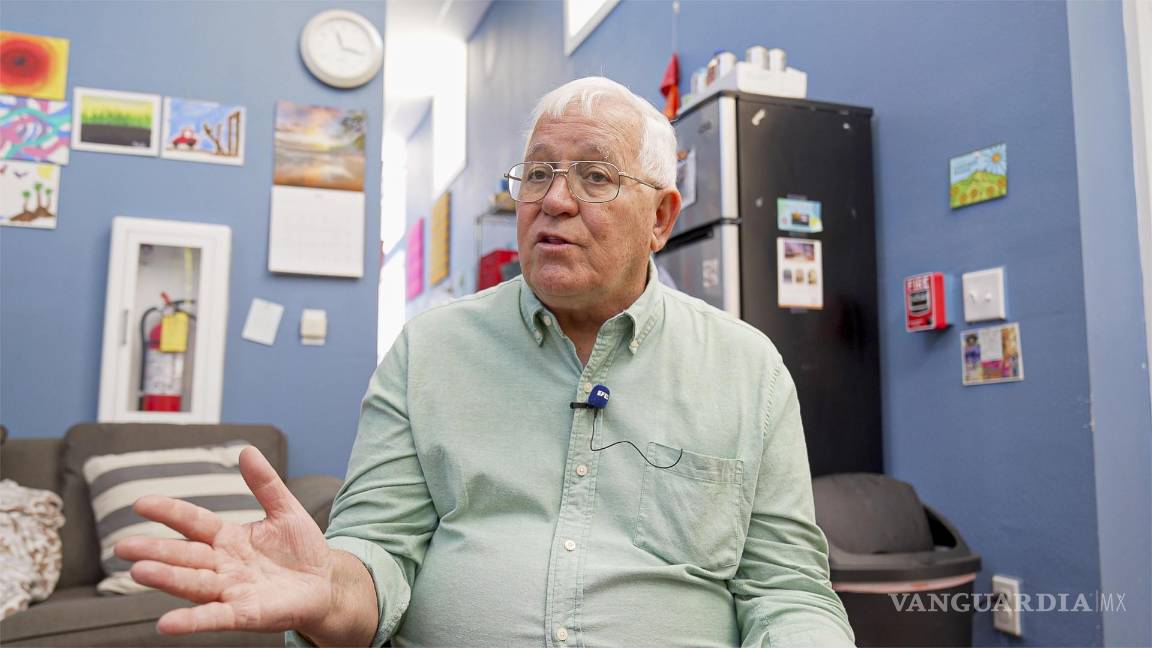 $!El director de la red de albergues Annunciation House, Rubén García en El Paso, Texas. El papa León XIV da esperanza por los defensores de los inmigrantes.