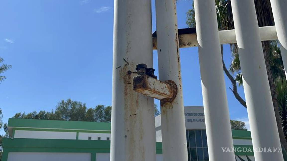 $!Los presentes señalaron falta de mantenimiento a las instalaciones.