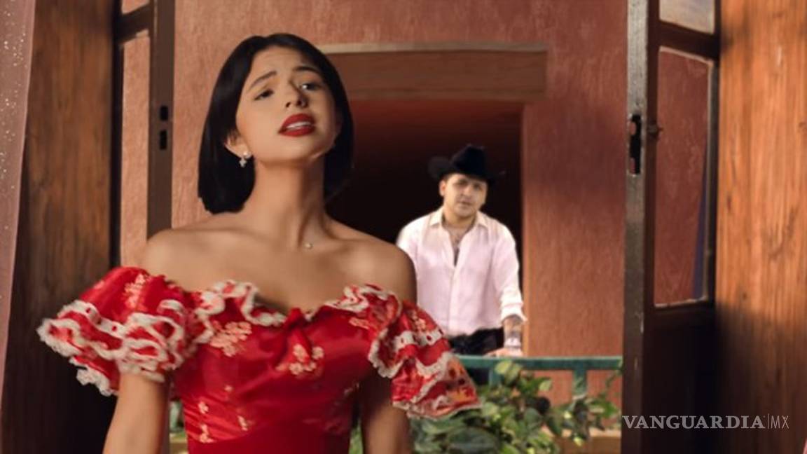 $!'Hacen bonita pareja': Usuarios reaccionan al dueto de Christian Nodal y Ángela Aguilar