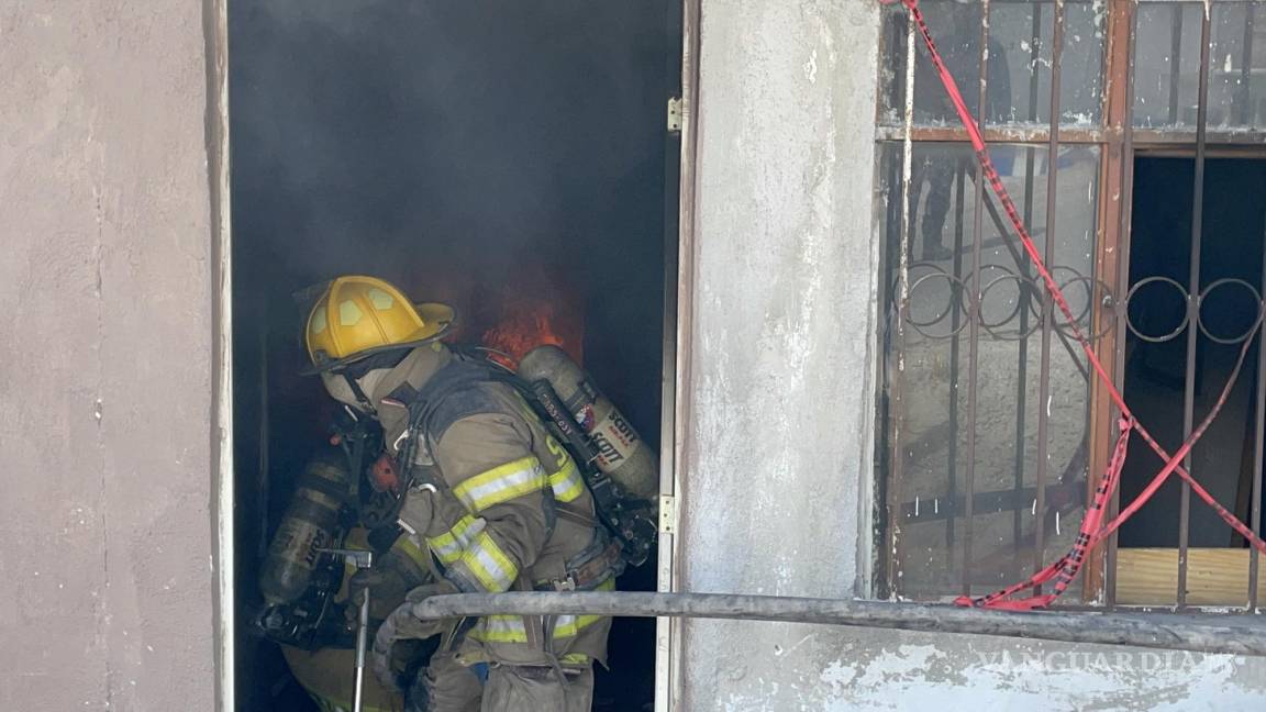 Se incendia casa abandonada en Saltillo; temían por personas atrapadas