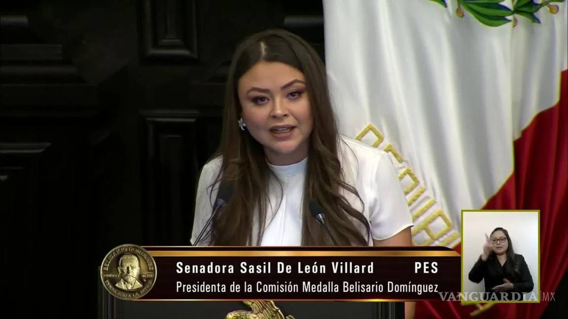 $!Senadora se la pasó alabando a AMLO en homenaje a Payán