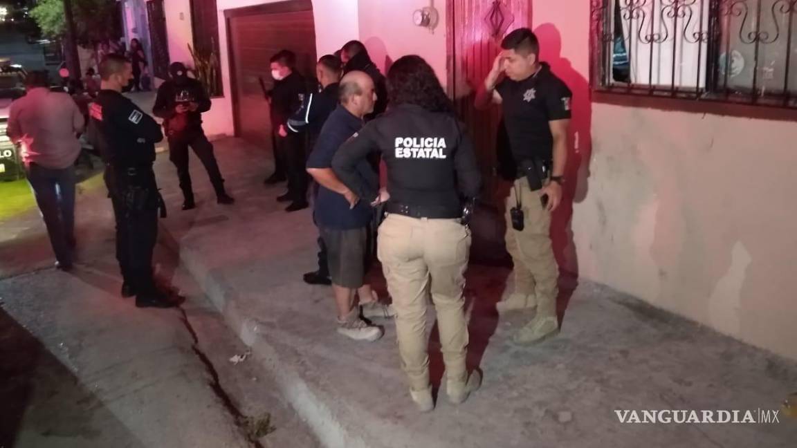 $!El menor de edad huyó del lugar tras apuñalar a su madre.