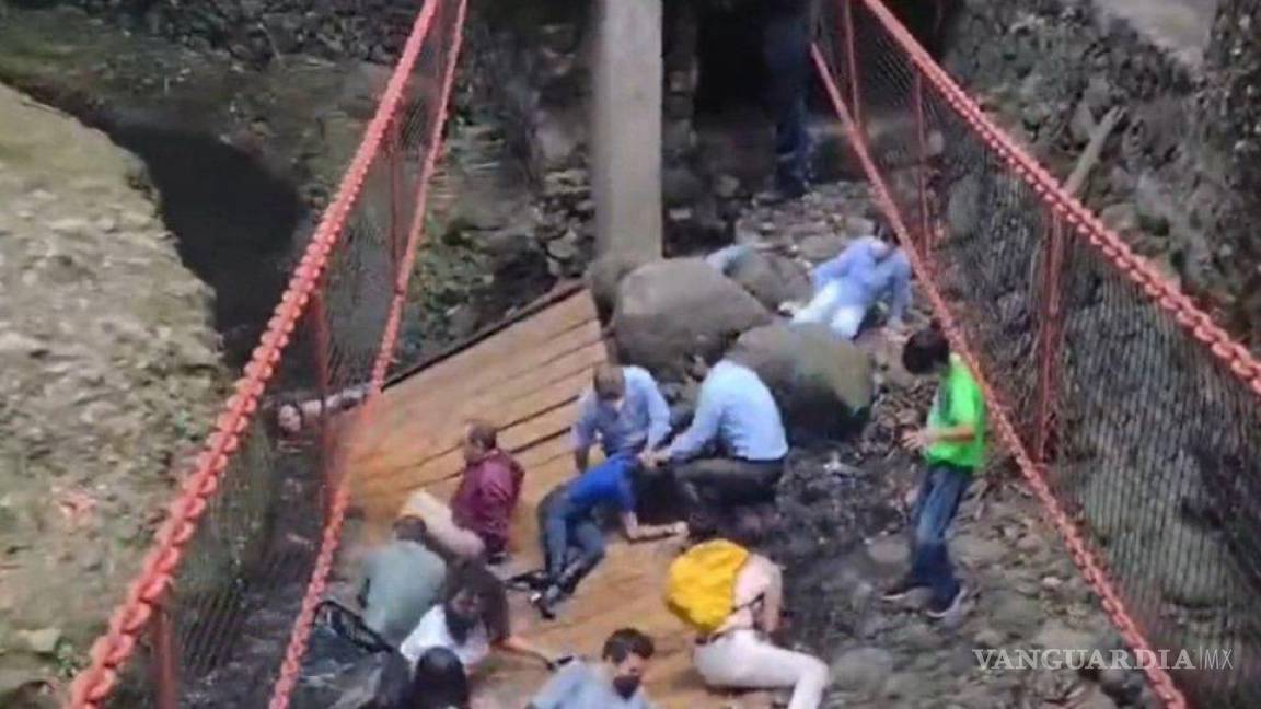 Colapsa puente colgante en plena reinauguración en Cuernavaca; alcalde y su esposa entre los heridos
