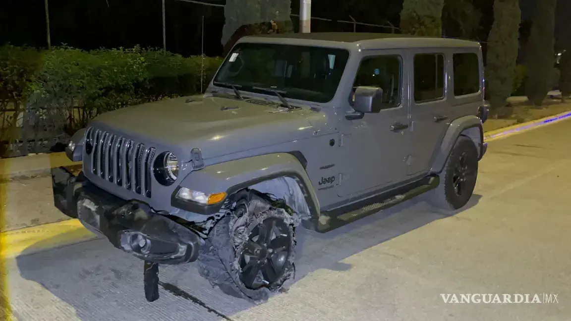 $!El propietario de la camioneta Jeep Wrangler fue identificado como Enrique “N”.