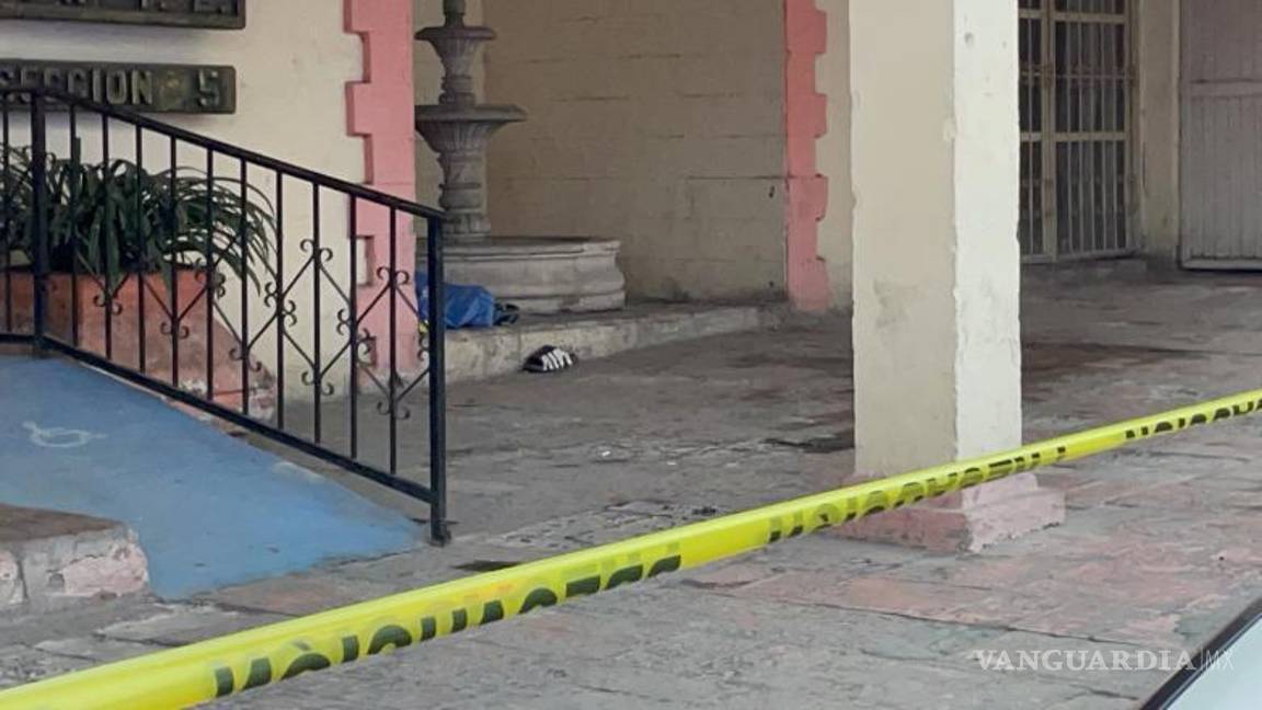 $!Su prima acudió a buscarlo al sitio donde solía dormir y pidió ayuda al no obtener respuesta.