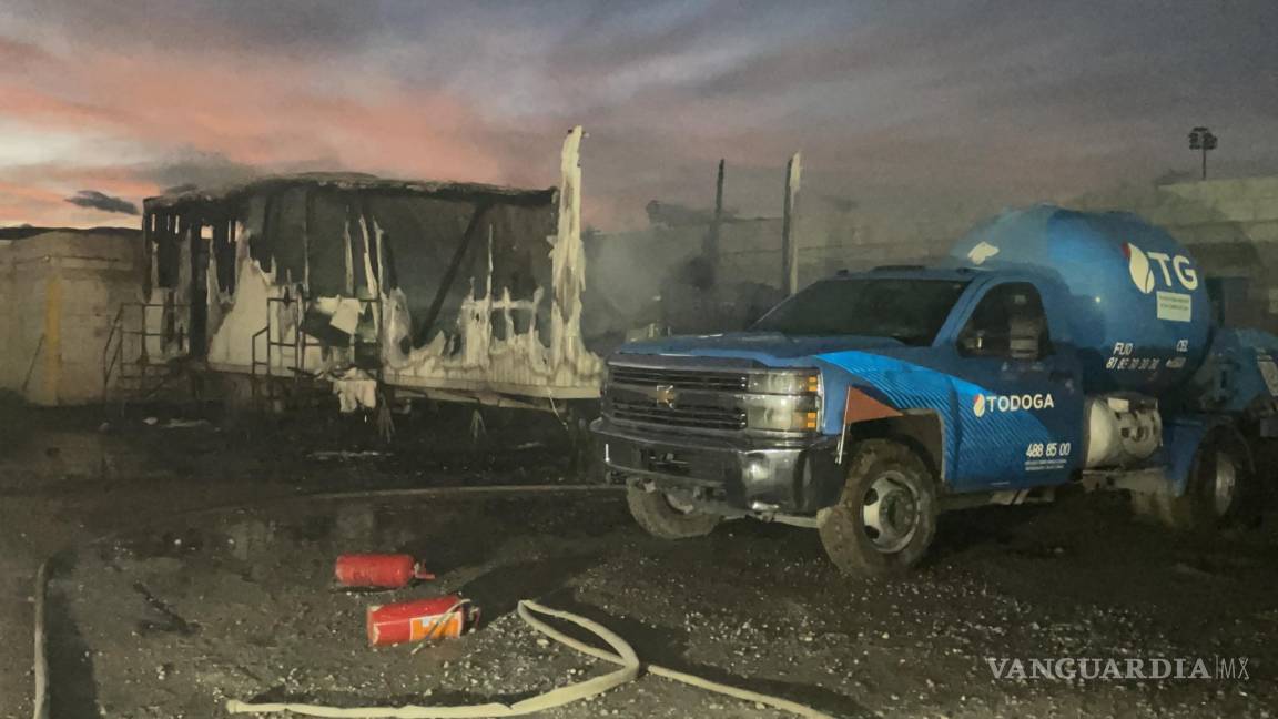 Se queman oficinas en gasera de Saltillo; no se reportan heridos