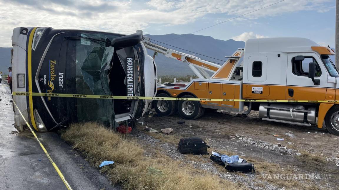 Fatal accidente en la carretera a Zacatecas deja 8 muertos y 30 heridos