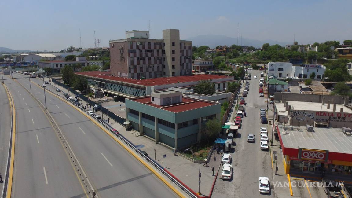 Cuatro obreros heridos por explosión en AHMSA; trasladan dos a Monterrey para atender quemaduras
