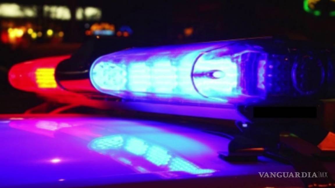 Presunto policía ebrio causa un accidente en Saltillo