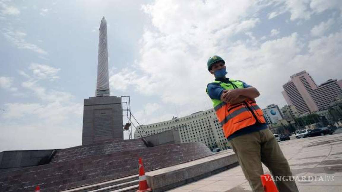 Tras polémico proyecto, Egipto termina mudanza de estatuas antiguas