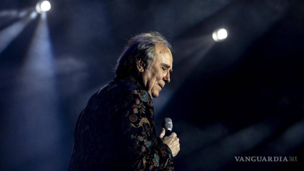$!El cantautor español tiene más de 50 años de carrera en los que ha cosechado grandes éxitos.