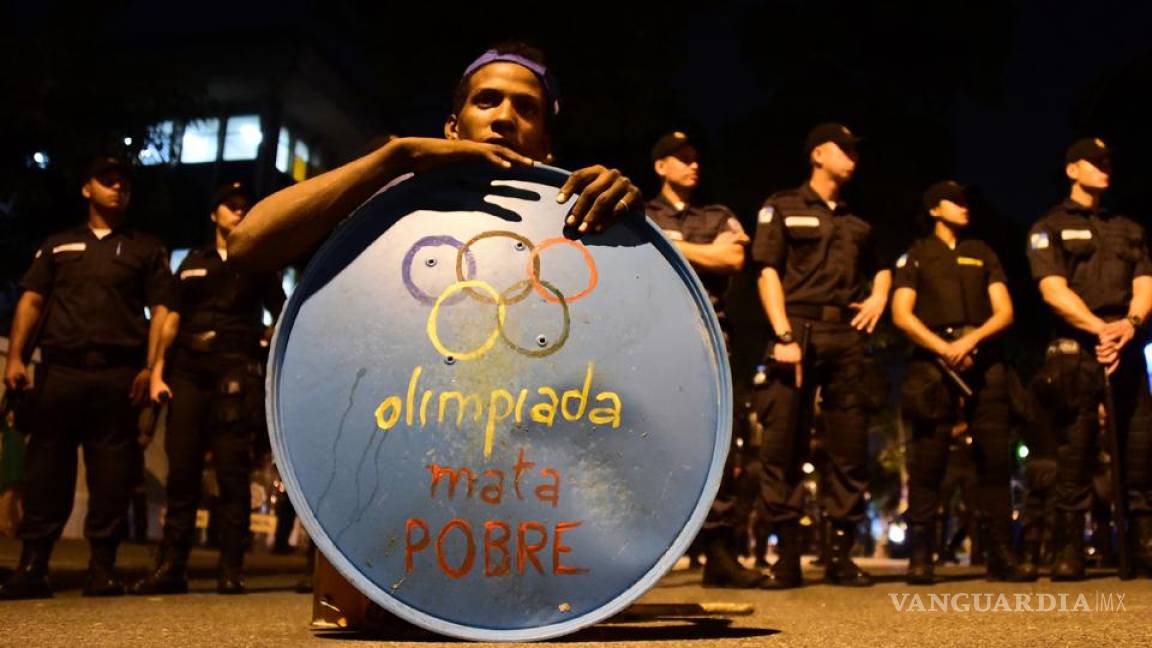 Juez prohíbe reprimir protestas en los estadios olímpicos
