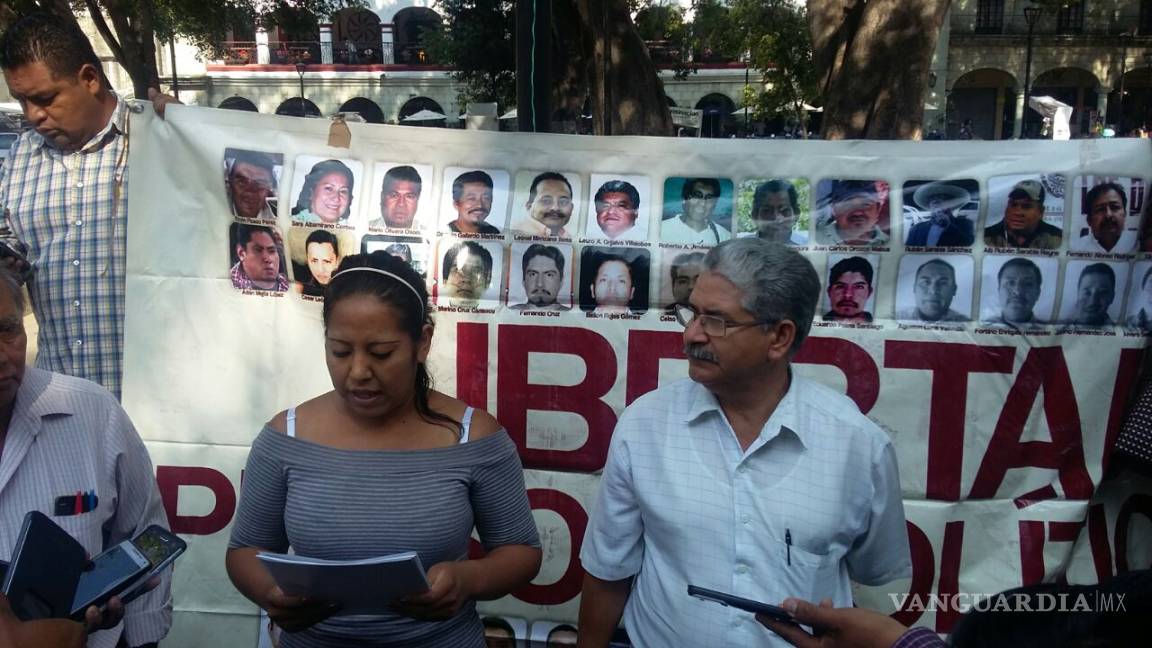 Liberan a tres presos &quot;políticos&quot; en Oaxaca por orden de AMLO