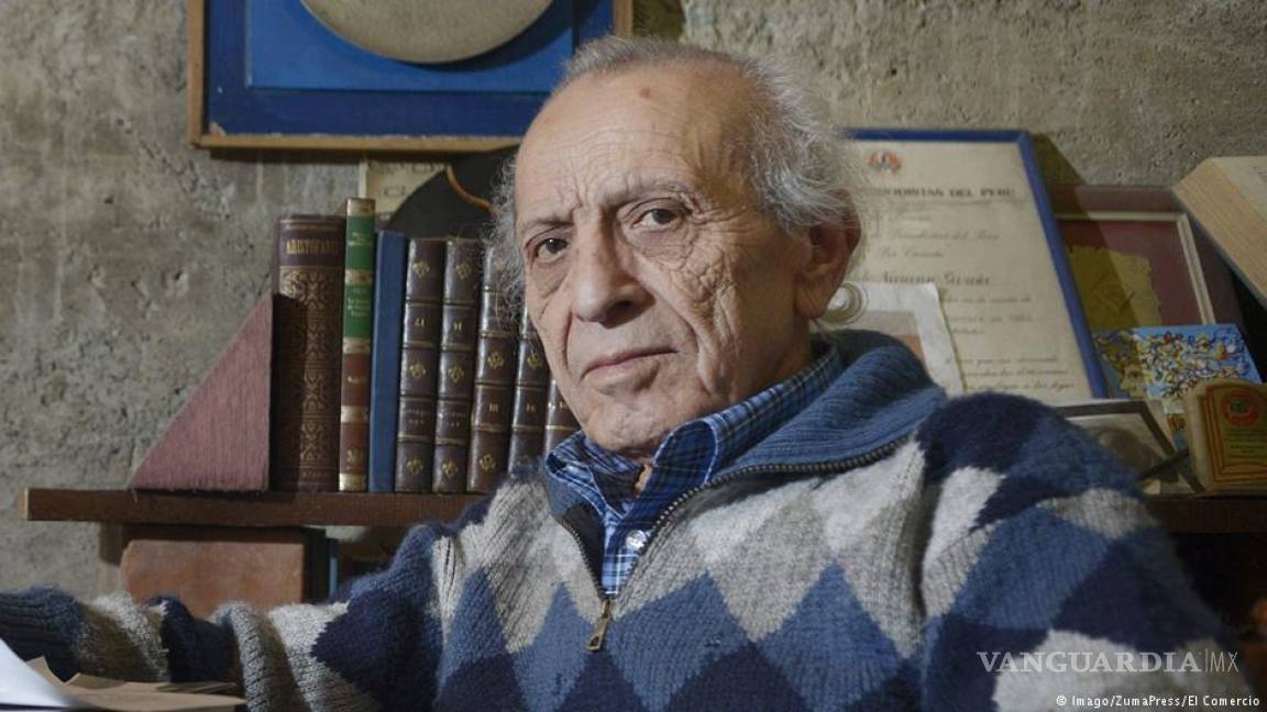 Quitan premio al poeta peruano Reynaldo Naranjo por acusaciones de pederastia