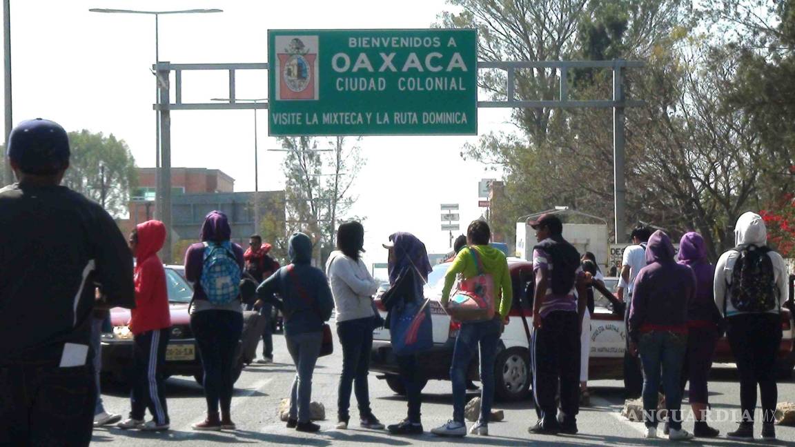 CNTE en Oaxaca acuerda no iniciar clases; bloqueos y protestas seguirán