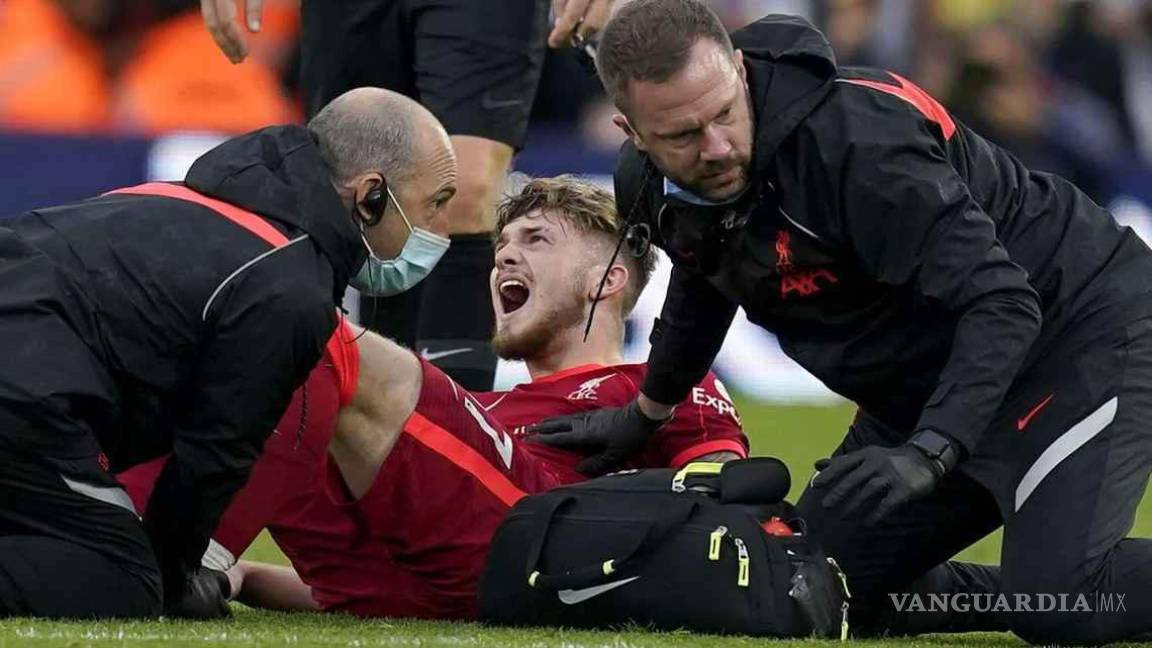 Triunfo agridulce del Liverpool: pierde a Harvey Elliot por una escalofriante lesión