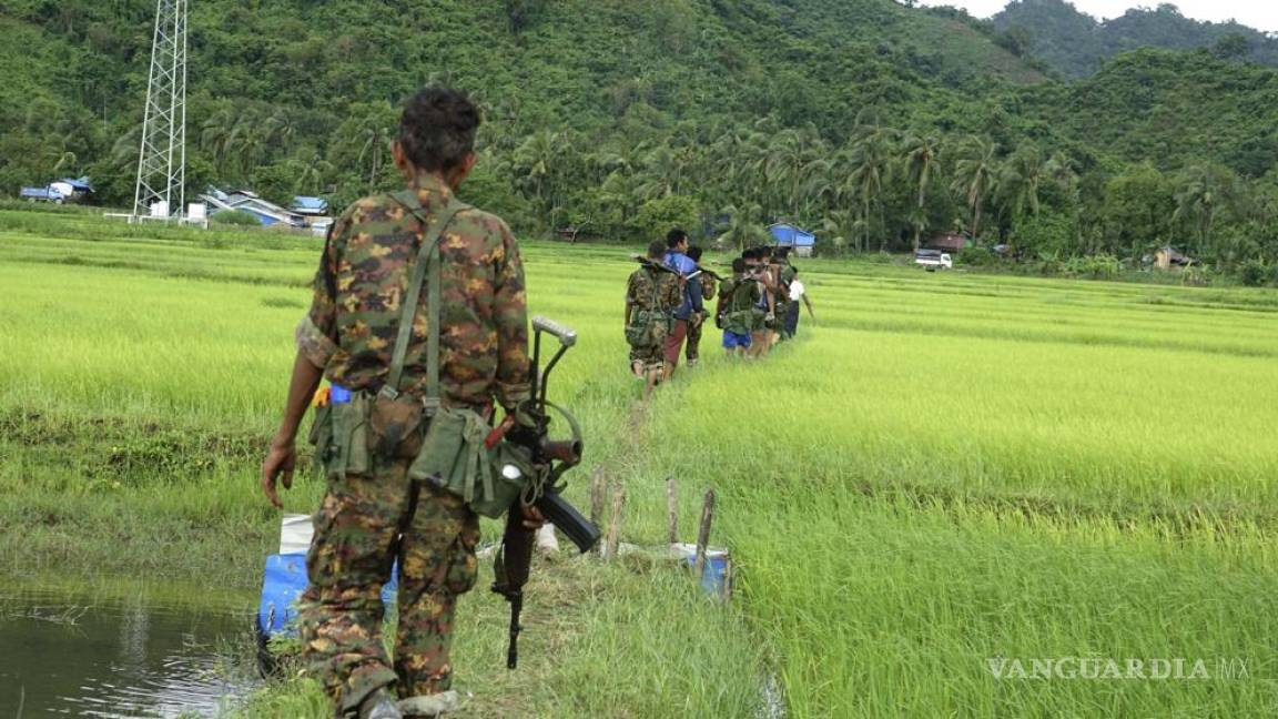 Enfrentamiento entre militantes musulmanes y policía de Birmania deja 71 muertos