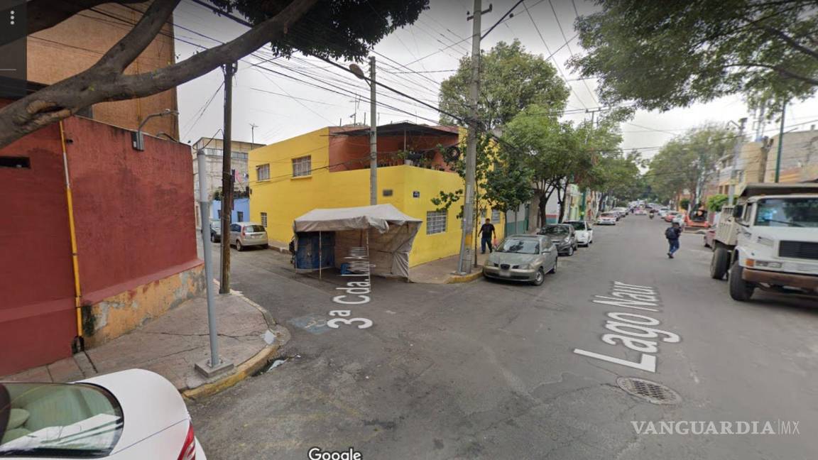 $!Intersección Tercera Cuadra y Lago Naur. Medios de Comunicación reportan desde este punto, también esperan las ambulancias y elementos de rescate. Fotografía 2019