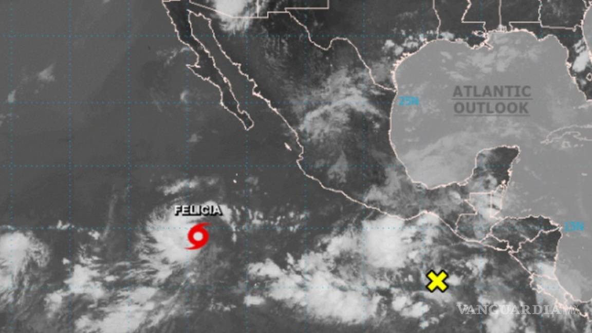 Huracán Felicia mantiene categoría 4 , pero lejos de costas de México